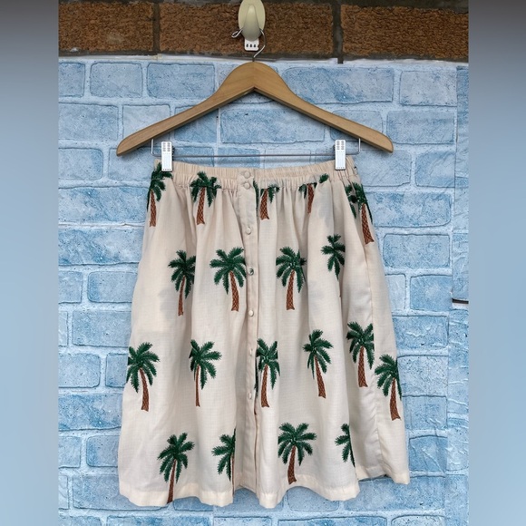 PepaLoves Palm and Collected Mini Skirt in medium - Picture 3 of 12